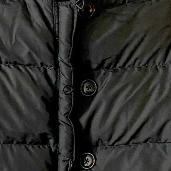 EUC J. Crew Puffer Vest, Black, Down filled,Fully Lined, Minimalist,Sz L,Unisex - Picture 6 of 15